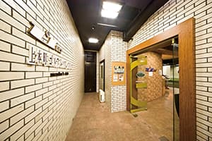 広々としたインドア施設