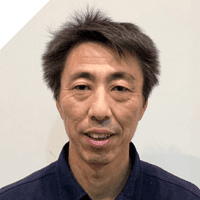 インストラクター